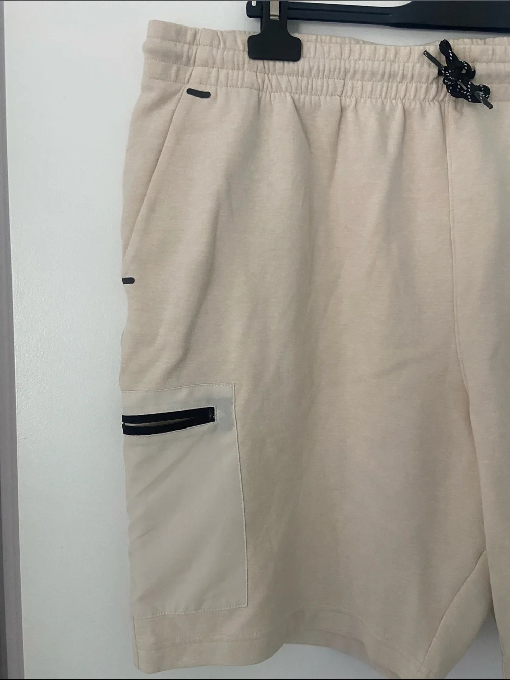 ✨5 for $15✨ Drawstring Cargo Sweat Shorts in Light Beige